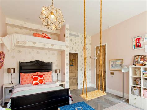 Genevieve Gorder Renovates An 1850s New York Brownstone Genevieves Renovation Hgtv Pink