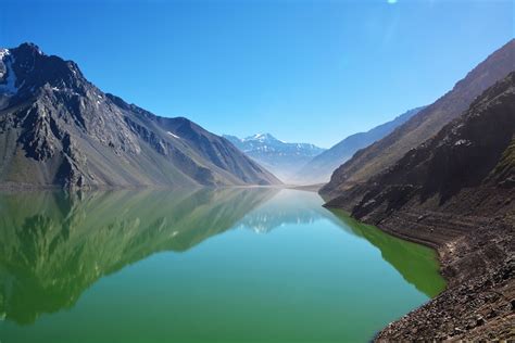 Es un destino cordillerano, por ende, un excelente lugar para practicar deportes al aire. Cajón del Maipo - Um espetáculo da natureza pertinho de ...