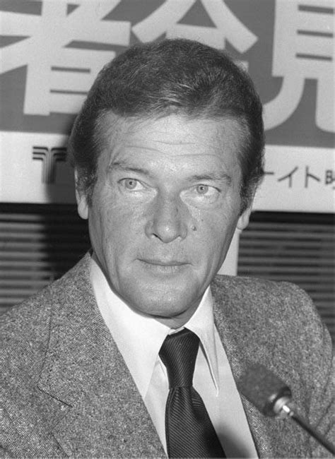 How infinitely sad to hear the news sir sean connery has passed away. 10 things about Bond legend Roger Moore you didn't know ...