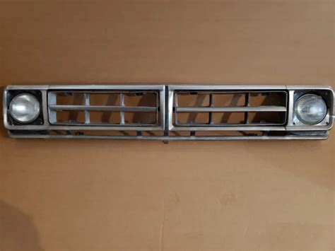 1970 1972 Ford Truck F100 F150 250 Grille Assembly Lights Frame Inserts