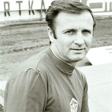 Futbol ligi sezonlarında fenerbahçe'nin teknik direktörlüğünü yapmıştır. Jozef Vengloš slaví 83. narozeniny | Reprezentace | FOTBAL.CZ