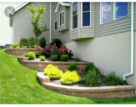 Layered Flowerbed For Side Of House Front Yard Landscaping Design