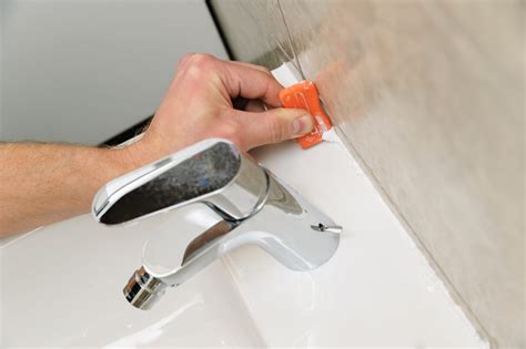 When to Choose Sealant vs. Caulk | Safe Step