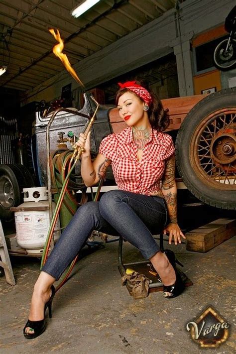 Pin Up Poses Classic Vintage Pinup Poses