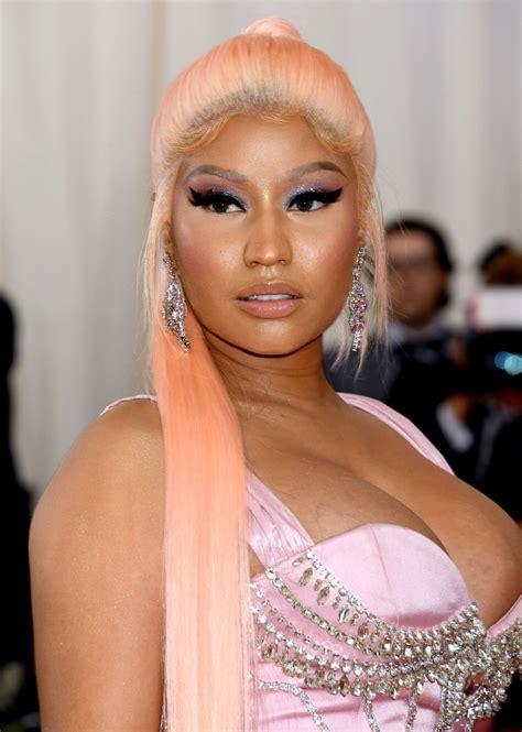 Nicki minaj and major lazer, mr eazi, k4mo — oh my gawd (music is the weapon 2020) NICKI MINAJ at 2019 Met Gala in New York 05/06/2019 ...
