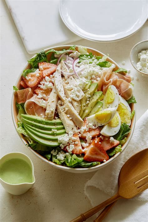 Strawberry Cobb Saladdelish Cobb Salad Recipe Best Salad Recipes