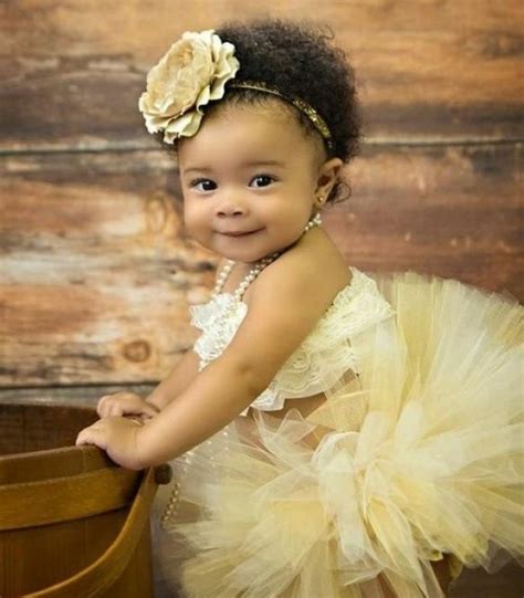 Check spelling or type a new query. Coiffure bébé fille - 62 idées faciles et trop mignonnes