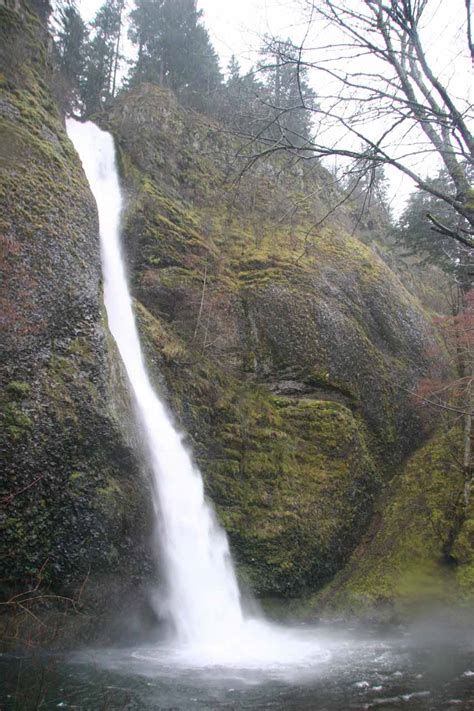 Shut your mouth and run me like a river. Horsetail Falls - A Popular Falls by Old Columbia River Hwy