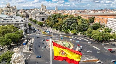 L'espagne fait partie des pays ouverts aux résidents européens. Coronavirus: L'Espagne ordonne la fermeture de tous les ...