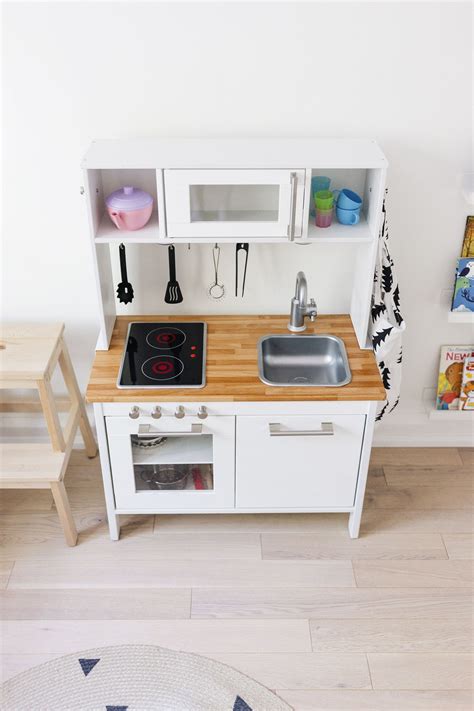 Ikea Hack: A Scandinavian-Inspired Play Kitchen | Happy Grey Lucky