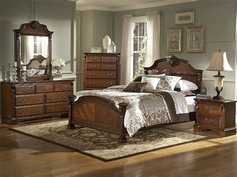 Upholstered bedroom set bedroom furniture sets bed furniture small furniture inexpensive acme chelmsford antique taupe 4 piece california king bedroom set. King Size Bedroom Sets Clearance - Home Furniture Design