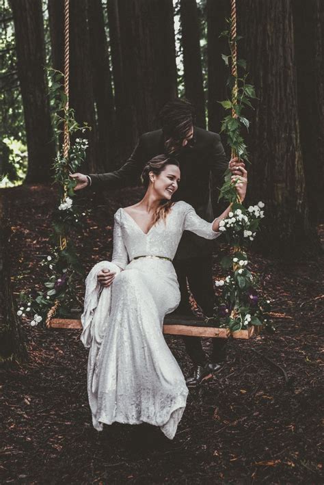 Wedding photography styles are the techniques and options, which are applied by the photographer during the process of photo shooting. Wedding photography styles - traditional or modern