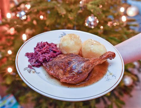 Roast goose or beef rouladen. christmas-dinner-germany | BabbleTop