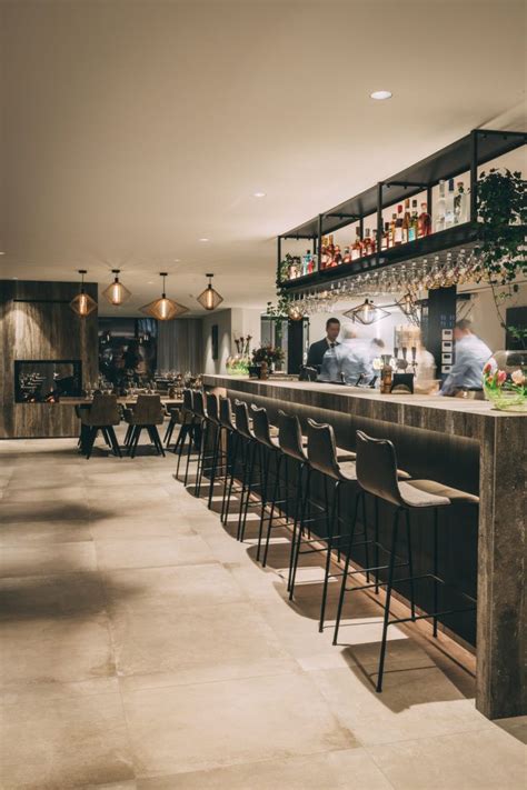 How to say fiston in english? Brasserie Fiston, Varsenare