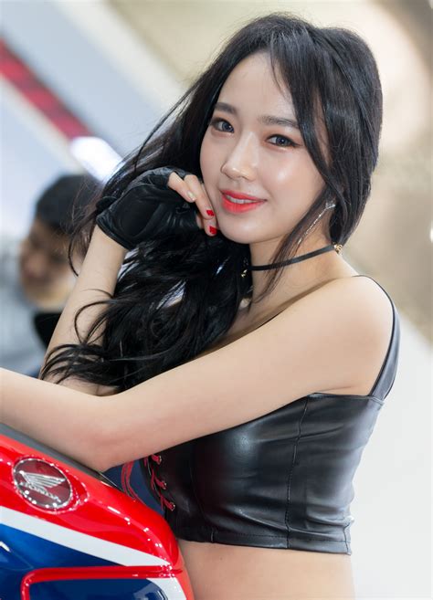various sets kim da na 김다나 share erotic asian girl picture and livestream