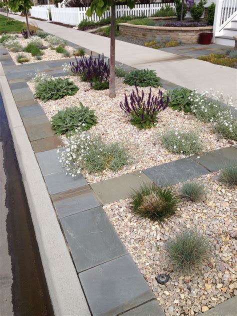 Curb Parking Landscaping Xeriscape Landscaping Garden Yard Ideas