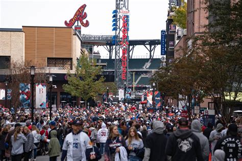 Braves To Hold First Fan Fest Weekend Since 2020 Wsb Tv Channel 2