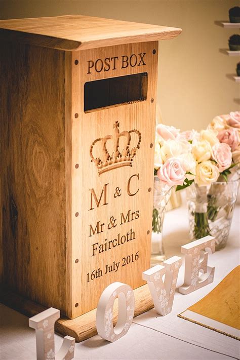We are sure that mailboxes or postboxes will add some elegance and style to your wedding. 40 Wedding Mailbox Decorating Ideas | Ijabbsah