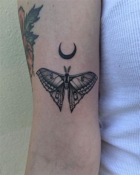 Moth Tattoo Ideas And Meanings These 65 Tattoos Will Blow Your Mind