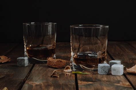 Storia del nocino e ricetta originale | Dissapore
