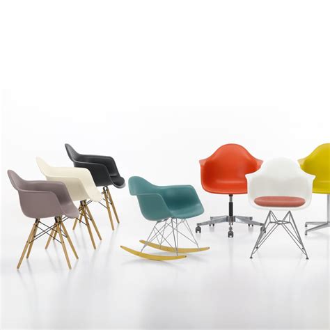 Eames Plastic Side Chair Pscc Von Vitra