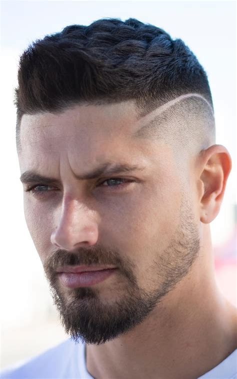 Short hairstyles for round faces. 25 Popular Short Hairstyles For Men will surely make your ...