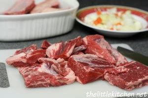 Braised beef short ribs with tortelloni in a marsala cream sauce (slow cooker recipe)