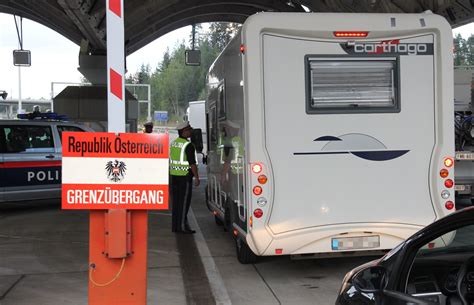 Günter weiss, der direktor der universitätsklinik für innere medizin in innsbruck, warnt angesichts. Corona-Virus: Grenzsperren zu Slowenien sind aufgehoben ...