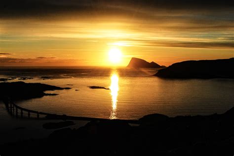 How to see the Midnight Sun in Tromsø - Visit Northern Norway