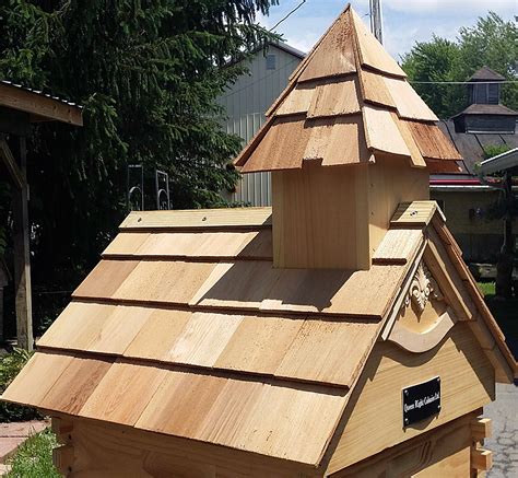 In addition to not needing foundation sheets, there are no wooden frames to assemble. Church Cedar Shake Shingle Pitched Roof™ Hive Top | Queen ...