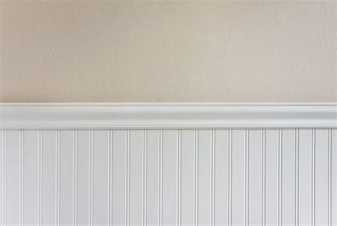 A Quick Guide To Wainscoting With Faux Panels In 2021 Wainscoting