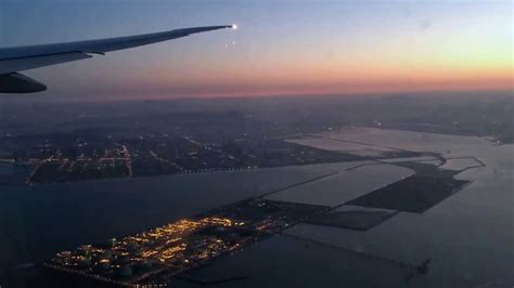 Il nostro collega la aspettrerà col. Landing at Seoul Incheon Airport - YouTube