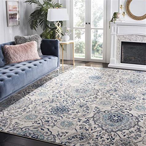 The madison collection of high styled transitional carpets brings modern styling and brilliant colors to classic area rug design. Safavieh Madison Collection MAD600C Bohemian Chic Glam ...