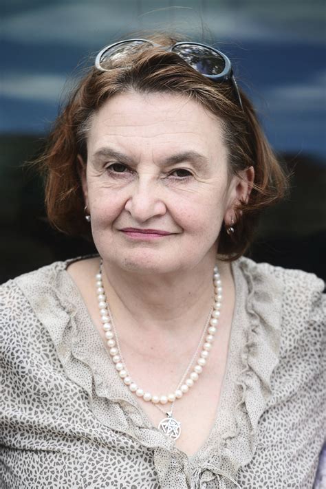 • více informací o iva janžurová. GALERIE: Rozlobená autorkou Veletoče, herečka Iva ...