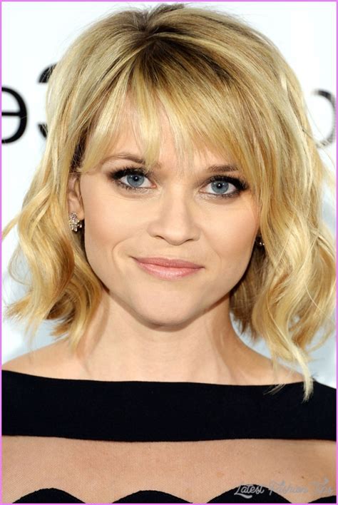 Try out a medium neck length bob. Medium haircuts for thin hair - LatestFashionTips.com