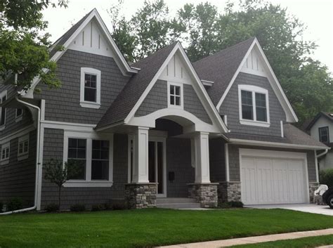 After siding about half of the house we noticied in various types of lighting it had divets about the size of a golf ball as well as blisters of the same size. Hardie Board Siding Cost, Pros & Cons - Siding Authority