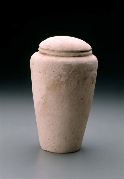 Canopic Jar And Lid Of Queen Meresankh Iii Museum Of Fine Arts Boston