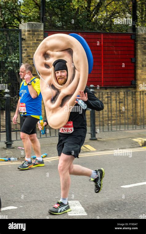 London Uk 24th April 2016 London Marathon 2016 Runners In Great