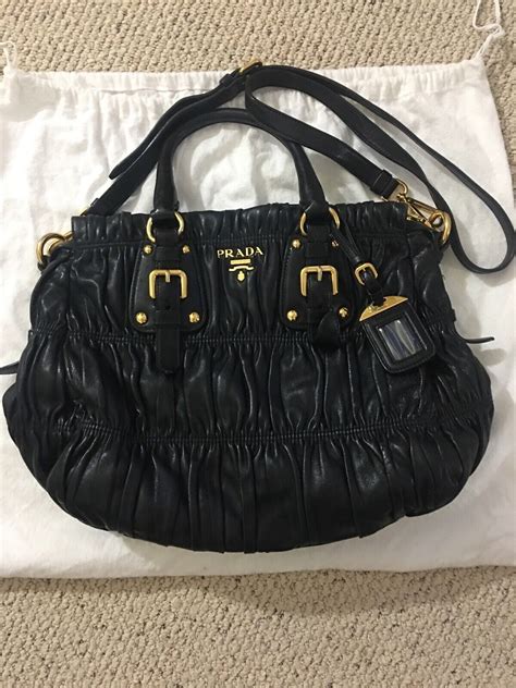 Top Imagen Prada Gaufre Nappa Leather Shoulder Bag Thcshoanghoatham Badinh Edu Vn