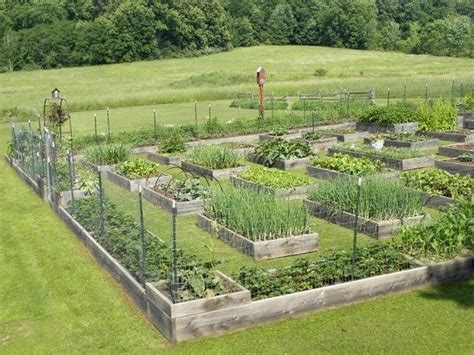 15 Lovely Homestead Farm Garden Layout And Design Ideas Gardens