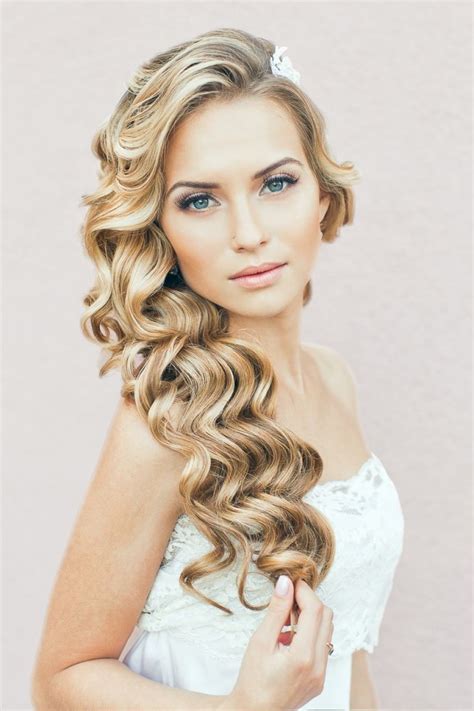 20 Best Curly Wedding Hairstyles Ideas The Xerxes