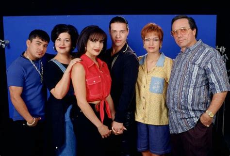 The direction, however, is the film's shortcomings that was a bit shoddy at times, though seems like the concert recreations were alright. Pin on Selena Quintanilla Perez