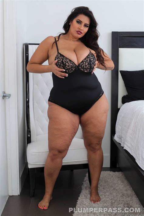 SOFIA ROSE Bbw Sexy Curvy Women Black Women Sofia Rose Plus Size