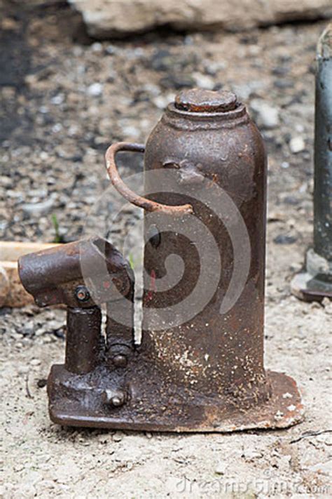 Schrade old timer carving jack. Old Hydraulic Floor Jack stock image. Image of lorry ...