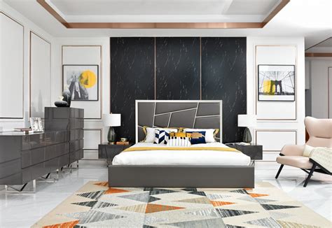 Modern bedroom furniture for the master suite of your dreams. Modrest Chrysler Modern Grey Bedroom Set - Modern Bedroom ...