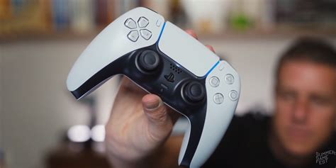 While the original playstation wasn't much to look at, the ps2, ps3 and ps4 all have their own unique designs to complement the rest of your entertainment. Playstation 5: Sony apresenta DualSense de perto e fala ...