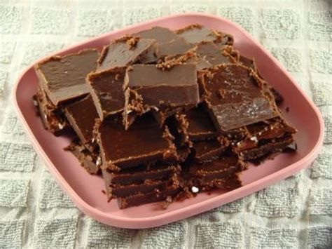 Betty Crocker's Smooth, Old-Fashioned Chocolate Christmas Fudge