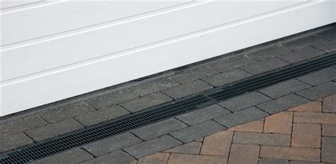 Louis missouri area are primarily used to prevent groundwater and surface water from pooling, infiltrating and ultimately damaging foundations, lawn areas, landscaping areas, pool areas, athletic fields, streets & highways, airport runways, and many more areas. deck - What is the best position for a French drain ...