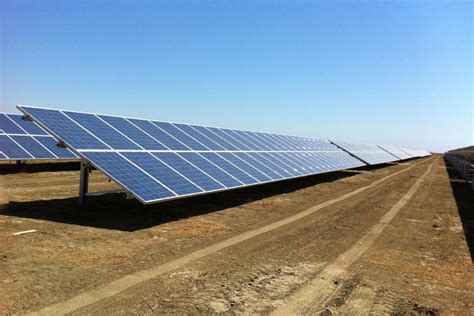 Commercial Ground Mount Solar Panels | Rooftop Solar Company