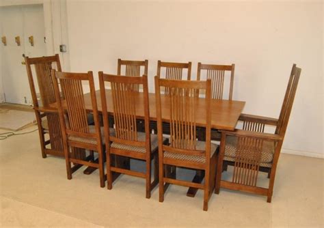 Wide paddle arms with thru tenon details. MISSION STYLE ARTS & CRAFTS OAK DINING ROOM SET WITH 8 ...